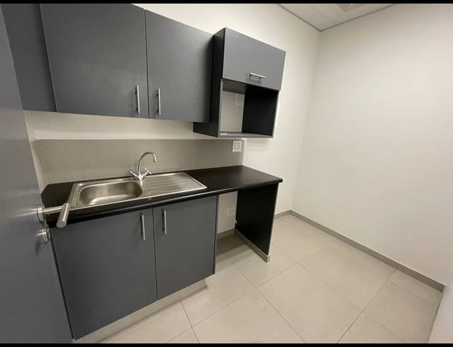 216M² OFFICE TO LET IN ROSEBANK